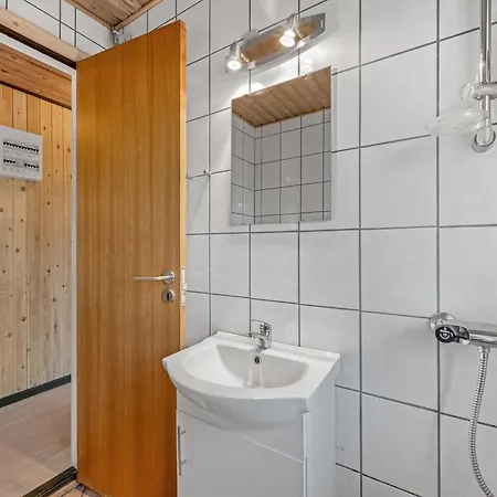 Asemarie - 500m To The Fjord By Interhome Feriehus *